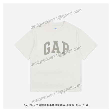 Gap T shirts 1178