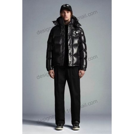 Moncler Down Jacket sz1-5 18z03