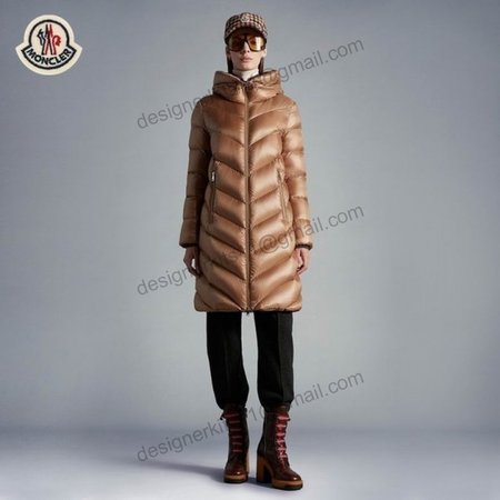 Moncler sz1-4 12c02