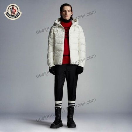 Moncler sz1-5 12c03