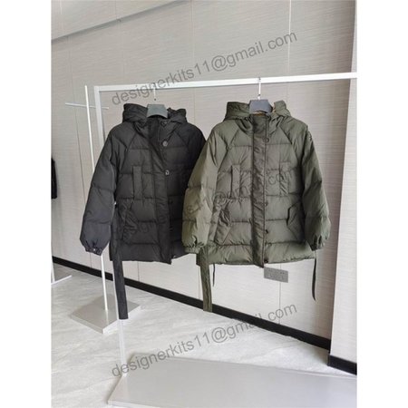 Moncler Down Jacket sz0-3 12c09