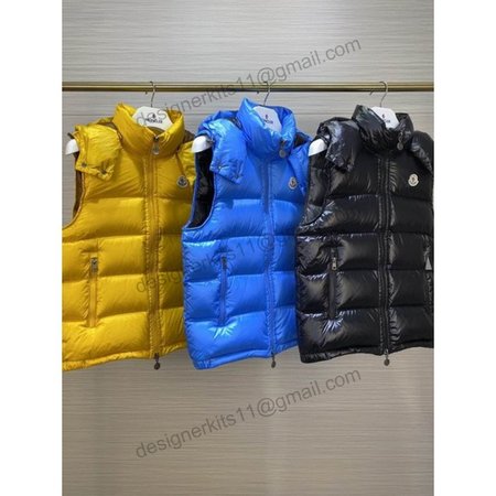 Moncler Down Vest sz1-5 12c02