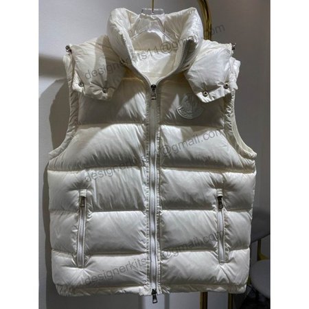 Moncler Down Vest sz1-5 12c07