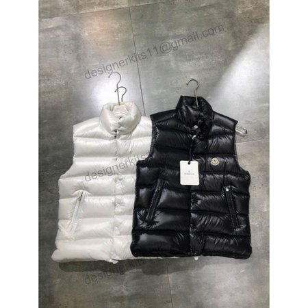 Moncler Down Vest sz1-5 12c08