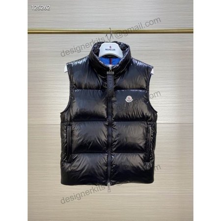 Moncler Down Vest sz1-5 26y01