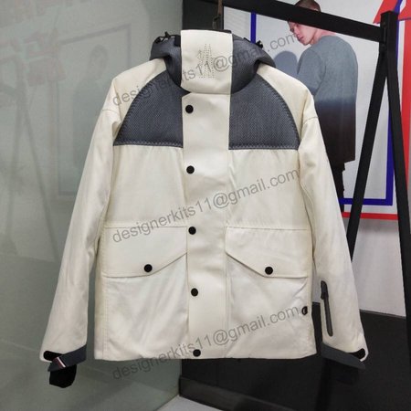 Moncler Down Jacket MC330185