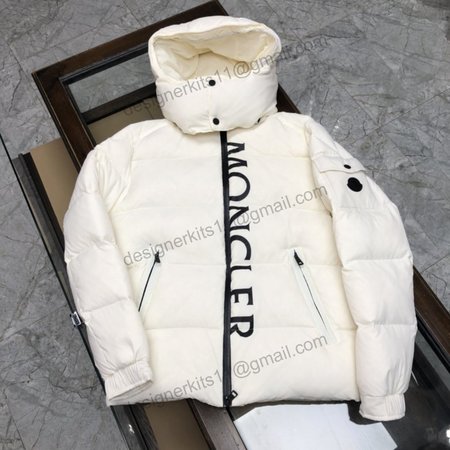 Moncler Down Jacket MC330195