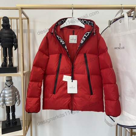 Moncler Down Jacket MC330067