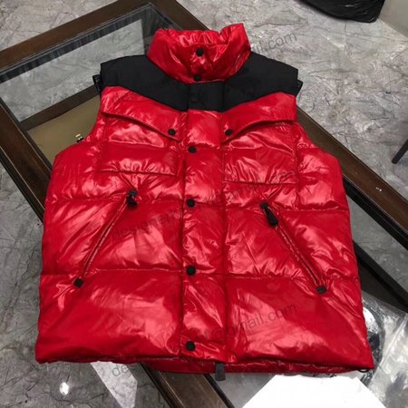 Moncler Newss Vest MC330004