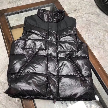 Moncler Newss Vest MC330006